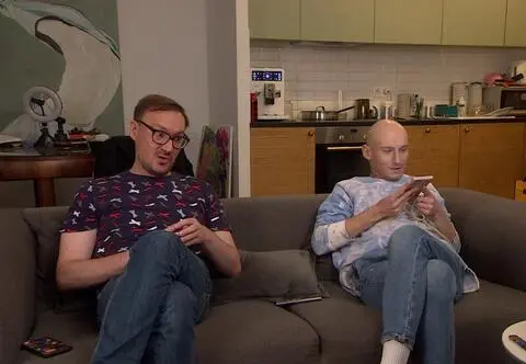 Gogglebox. Kto znał odpowiedź za milion?
