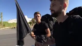 Azja Express: Czarna flaga postrachem uczestników