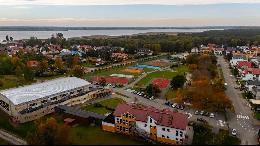 Gminne Centrum Sportu i Rekreacji w Dźwirzynie