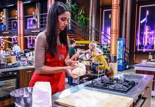 Klaudia El Dursi dołączyła do grona gotujących w "MasterChef Nastolatki". Co wydarzy się w 2. odcinku programu?