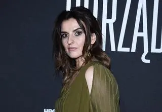 "interAKCJA. Starcie pokoleń". Magdalena Czerwińska o scenach intymnych w serialu Max. "Uświadomiła mi, że tę scenę będą oglądać ludzie" [TYLKO U NAS]