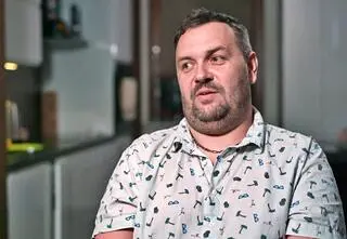 Piotr ze "ŚOPW 10" utrzymuje kontakt z rodziną Agaty? Do teściowej mówi "mamo"