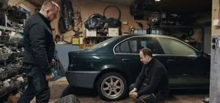 Moto Fachury. Skrzynia w kamperze, blacharka w Lincolnie i felgi w BMW