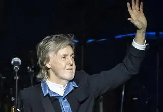 Paul McCartney zrobił to po raz pierwszy od 60 lat! Fani są w szoku, mieli zakaz nagrywania