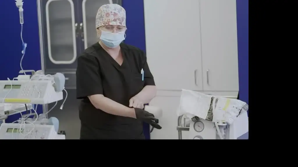 251010 ANATOMIA PIEKNA s02 e08_Sub_06