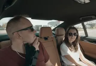 Podróż samolotem nie poszła po myśli Kai i Krystiana. "Nie słuchasz co do ciebie mówię!" 