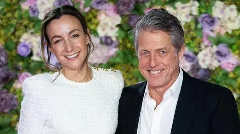 Hugh Grant i Anna Eberstein