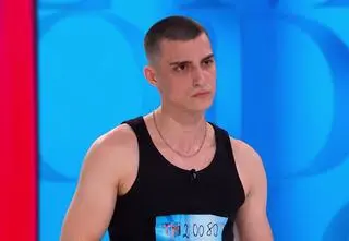 "Top Model". Krzysztof jest bardzo wysoki. Wierszem przemówił do jurorów