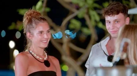 Hotel Paradise 8: Dominika i Kuba