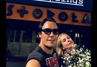 Bartosz Gelner na romantycznym zdjęciu z Magdaleną Cielecką. Rzadko pokazują się razem