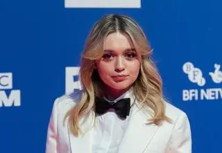 Aimee Lou Wood stawia na naturalny wygląd. Gwiazda "Białego Lotosu" odpowiedziała na krytykę