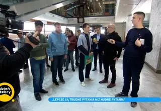 "Lepsze są trudne pytania niż nudne pytania". Mata gościem "Autentycznych"