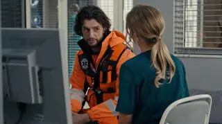 "Szpital św. Anny", odc. 94. Kajetan złoży Kai propozycję. Ich rozmowę usłyszy Wojtek [PRZED EMISJĄ W TV]
