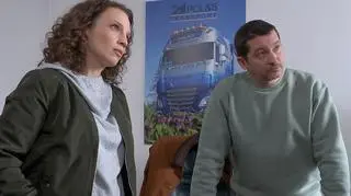 Aktualnie czytasz: "Na Wspólnej" w odcinkach 3825 - 3827: Alkohol, awantura o bar, nalot policji i odebranie dziecka!