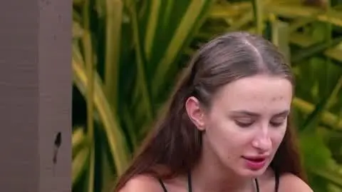 "Hotel Paradise 10"