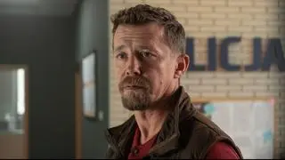 Bartosz Obuchowicz jako Ludwik Grudzień w serialu "Młode gliny"