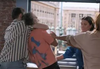 "Na Wspólnej" PRZED EMISJĄ odc. 3929 w TV: Pijacka awantura w redakcji! Wywiązuje się bijatyka!