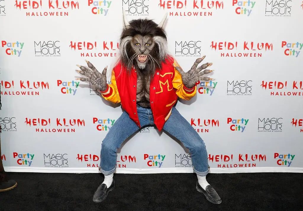Kostiumy Heidi Klum na Halloween: Wilkołak