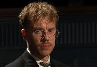 "The Traitors. Zdrajcy". Burza przy ostatnim okrągłym stole! Grzesiek manipuluje grą i pokazuje prawdziwą twarz [PRZED EMISJĄ W TV]