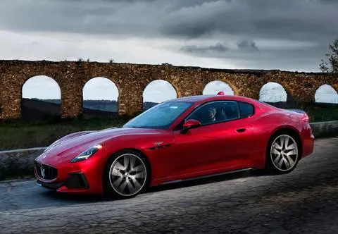 Manual, V6 i Maserati – brzmi jak marzenie? To może się wydarzyć naprawdę 