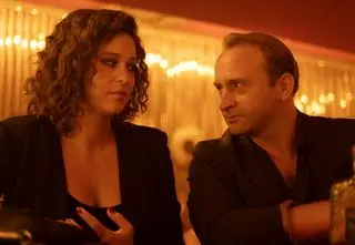 "Lady Love" PRZED PREMIERĄ W MAX: Boguś chce pracować z Lucyną. Dogadają się?