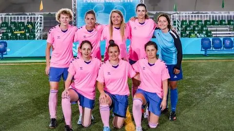 Piłkarki. Dziewczyny z boiska: Oto Squadra Rosa! Ta drużyna nie poddaje się bez walki! Co pokażą na murawie?