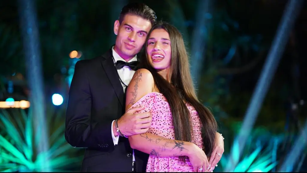 Finał 10. edycji "Hotelu Paradise": Karolina i Adrian