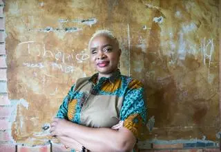 "Kobieta na krańcu świata". Josina doświadczyła przemocy. Przez brutalny atak partnera straciła oko