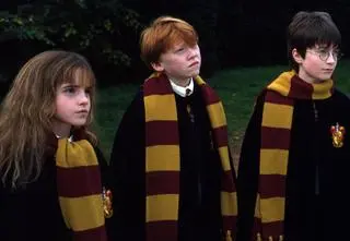 Jak dobrze pamiętasz początek przygód Harry'ego Pottera? Rozwiąż QUIZ z wiedzy o filmie "Harry Potter i Kamień Filozoficzny" 