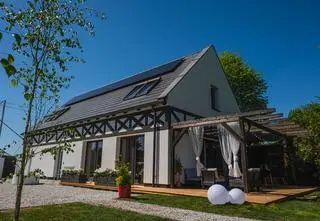 O ten dom walczą Magda i Łukasz w finale "Zróbmy sobie dom". Zobacz, jak teraz wyglądają wnętrza [WIDEO]