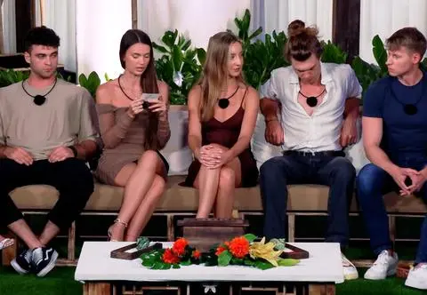 Burza w "Hotelu Paradise"! Julia zalała się łzami po Pandorze