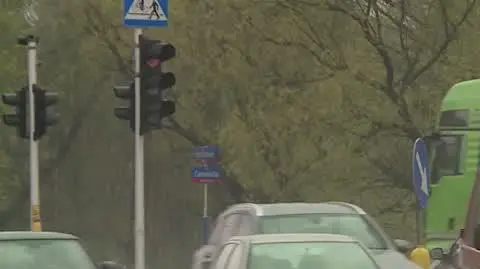 Oświetlać drogę, a nie oślepiać innych