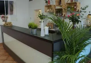 "Kuchenne rewolucje" w Połajewie. "Karczma gę gę gę" zamiast "Silvano". Jak Magda Gessler zmieniła lokal?