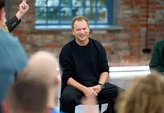 Maciej Stuhr szczerze o swojej córce: "Jest osobą lekko niepełnosprawną, widzę, jak trudne jest jej życie"