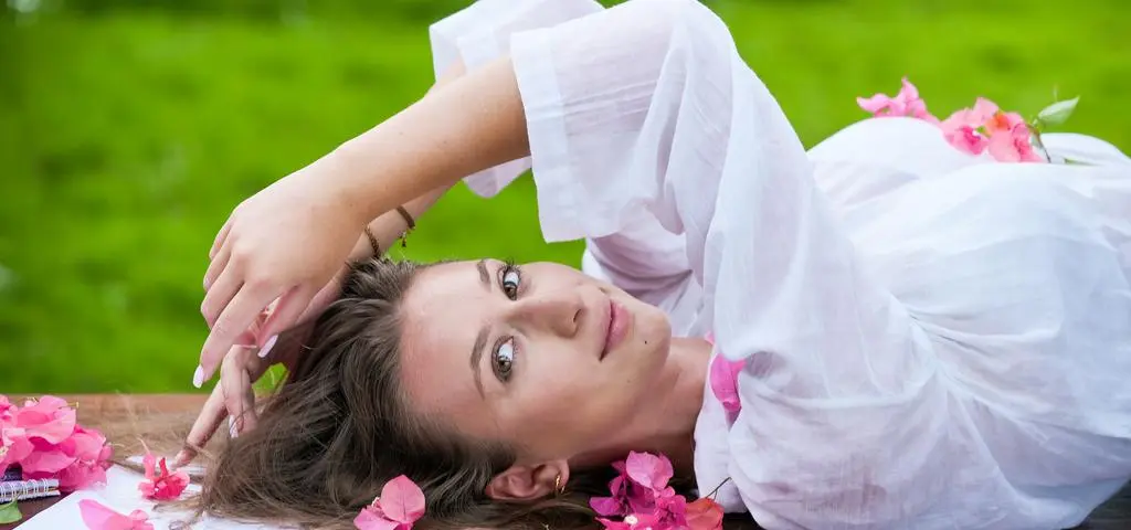 Amanda z "Hotelu Paradise 10" na zdjęciu z siostrą. Należy do grona "TOP 10 najpiękniejszych polskich nastolatek"