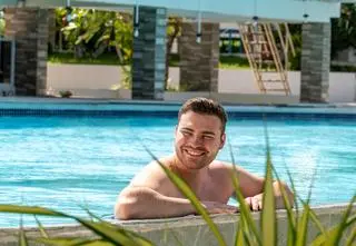 "Hotel Paradise 10". Tymek zdradził Adrianowi, jakie ma plany wobec Alicji. Szok? 