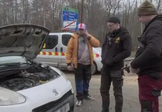 Mobilni mechanicy. Przegrzanie silnika, awaria ładowarki i podwójna naprawa w firmie kominiarskiej