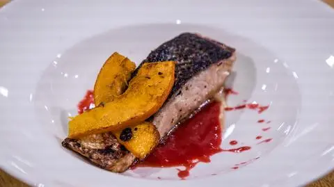 Agnieszka Krych: Filet z łososia z sosem malinowo pomarańczowym