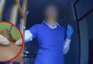 Chciały być piękne, zostały oszpecone. "Dzieci mówiły, że wyglądam jak potwór". Szokujący materiał "Uwagi!"