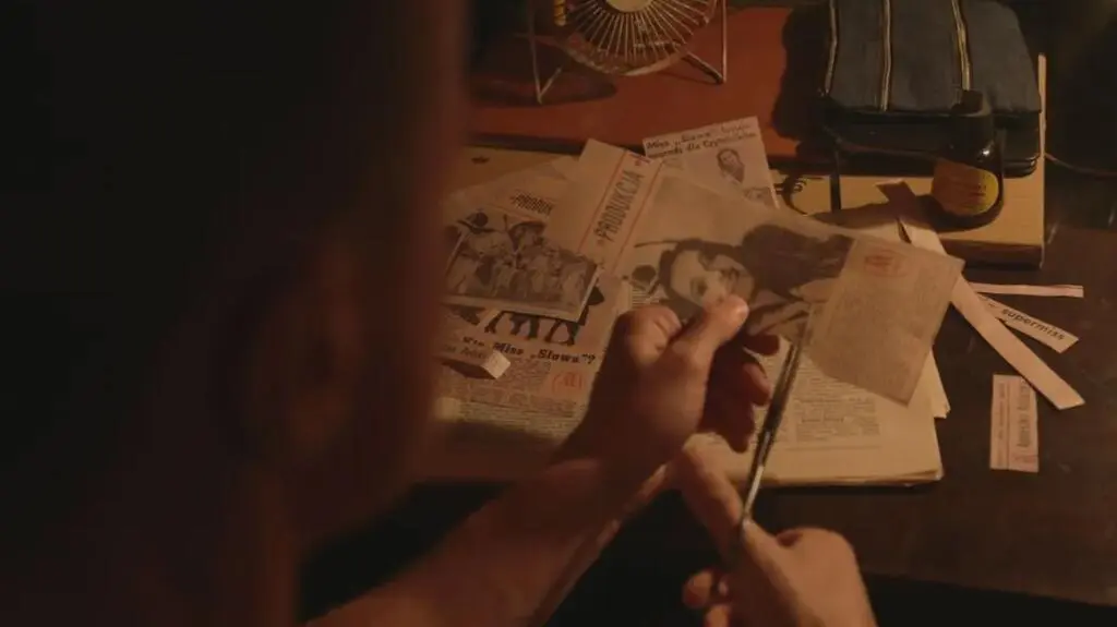 Kadr z serialu "Zabić Miss" HBO Max