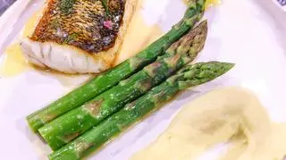 Sandacz smażony z chrupiącą skórką i masełkowany