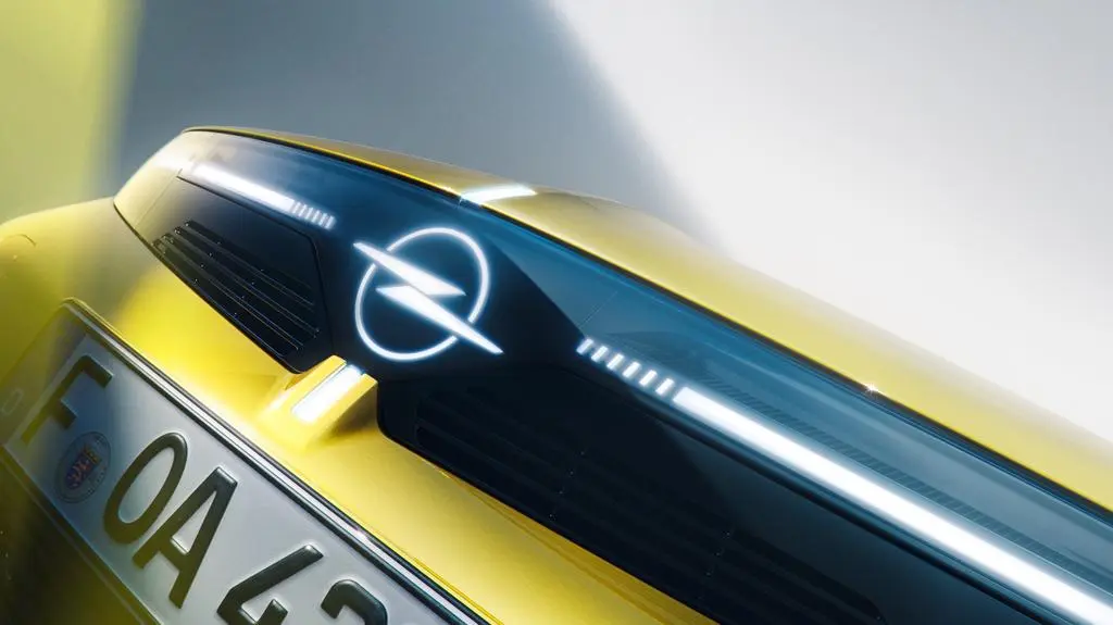 NewOpelAstra (3)