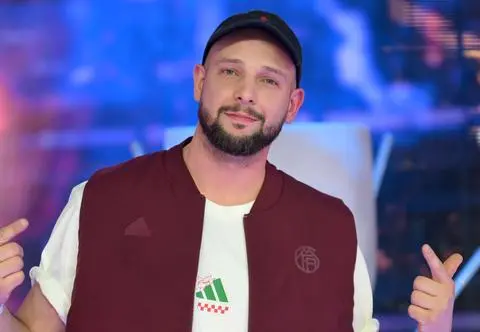 Maciej Pela otwiera się na temat rozwodu z Agnieszką Kaczorowską. Wiemy, co z ich domem