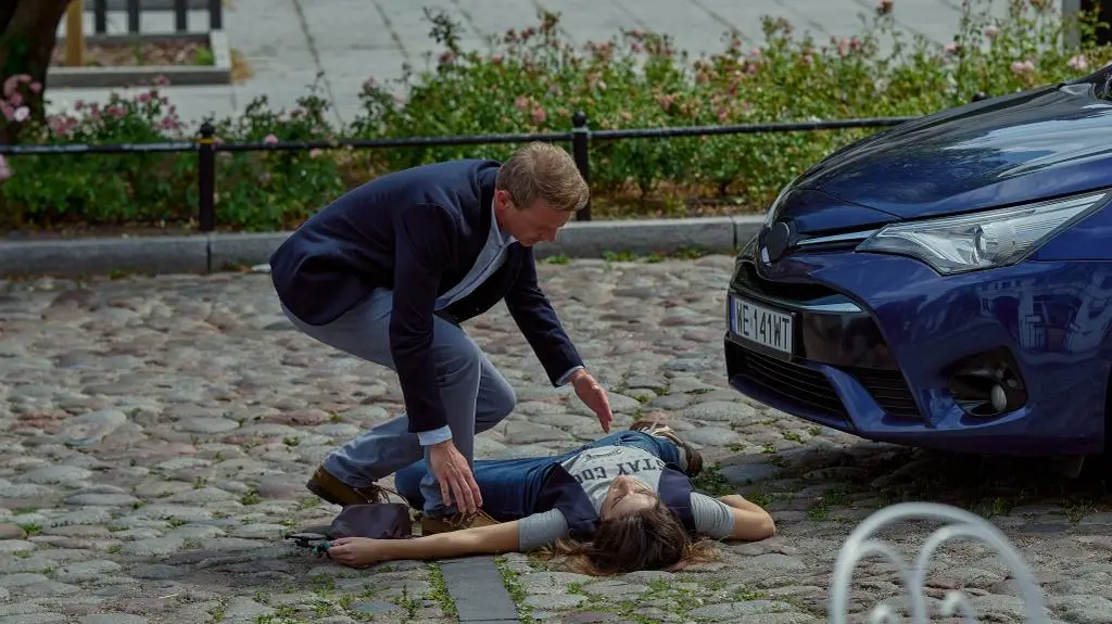 "Na Wspólnej" odc. 4112. Dramatyczny wypadek! Czy Kamil zdążył? [STRESZCZENIE]