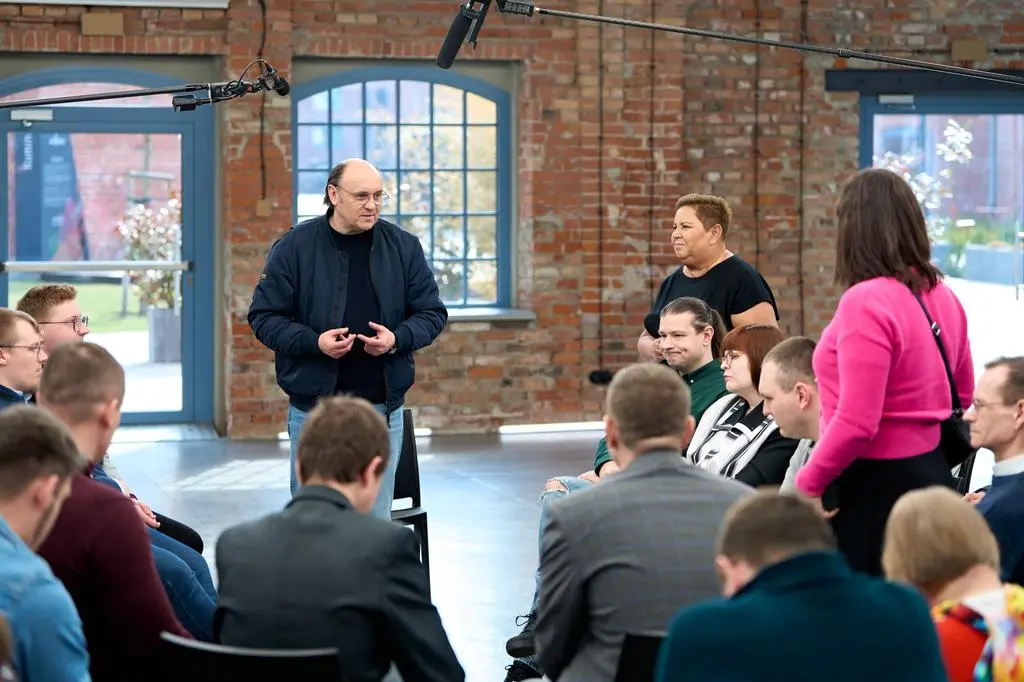 "Autentyczni". Zdjęcia z 11. i 12. odcinka. Gośćmi Adam Woronowicz i Małgorzata Socha
