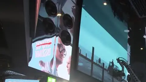 Zobacz relację z uroczystej premiery "Johnnego"!