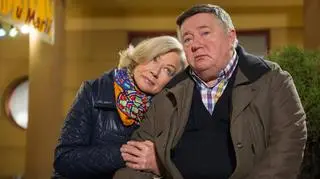 Aktualnie czytasz: "Na Wspólnej" PRZED EMISJĄ odcinka 3820 w TV: Ukochany Uli jest żonaty!