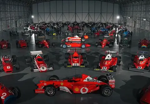 Bernie Ecclestone sprzedaje kolekcję bolidów F1. Całość może być warta ponad 100 mln dolarów