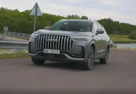 Jaecoo 8 debiutuje w Polsce. Flagowy SUV ma ponad 400 KM