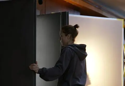 Lena Góra o kulisach "Przesmyku": Safe house, broń i fałszywe banknoty